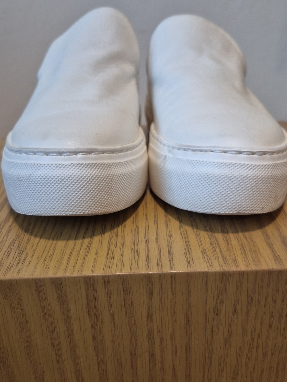 AGL Marie Slip- On White Sneakers Great Condition - Picture 5 of 15